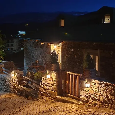 The House In The Cobbled Road Chalet *