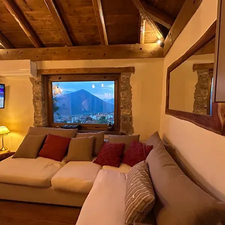 το σπίτι στο καλντερίμι Καρπενήσι