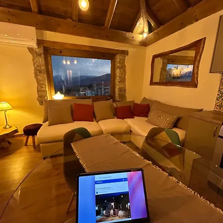 Σαλέ το σπίτι στο καλντερίμι