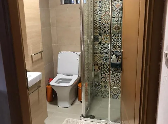 Chalet The House In The Cobbled Road *