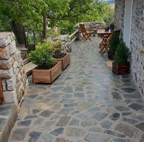 The House In The Cobbled Road Chalet *