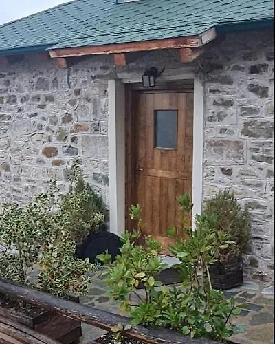Chalet The House In The Cobbled Road